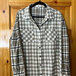 BKE Women’s Plaid Shirt - Brown, Green and Cream
